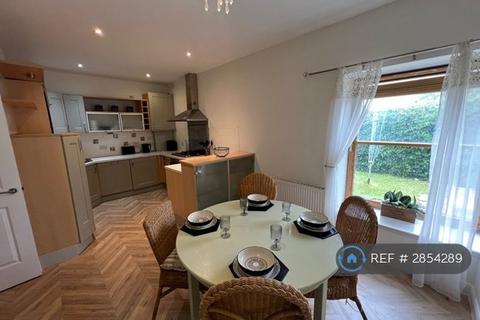 4 bedroom semi-detached house to rent, Kippielaw Steading, Dalkeith, EH22