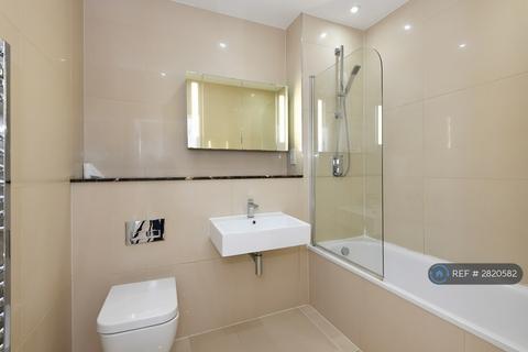 2 bedroom flat to rent, Cabanel Place, Kennington, SE11