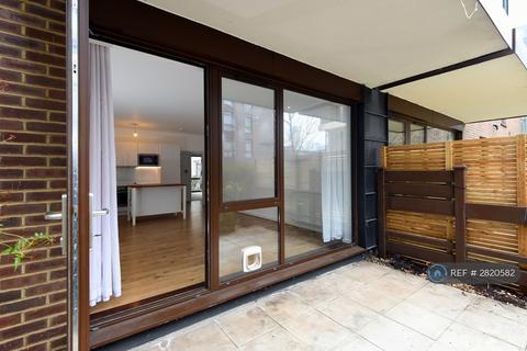 2 bedroom flat to rent, Cabanel Place, Kennington, SE11