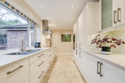 4 bedroom detached house for sale, Cranborne Avenue