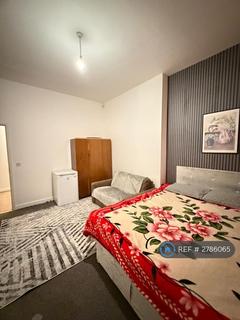 1 bedroom in a flat share to rent, Spinners Hall, Bolton, BL1