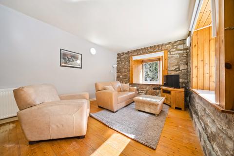 2 bedroom apartment to rent, Dean Path, Edinburgh