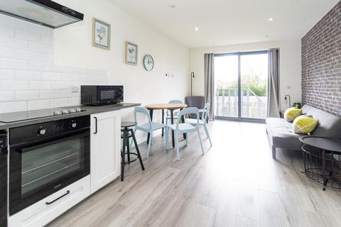 Arendale Court, Hendon Way, NW4