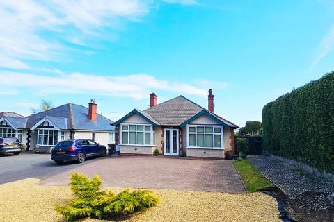 3 bedroom detached bungalow for sale, Aylestone Hill, Hereford HR1