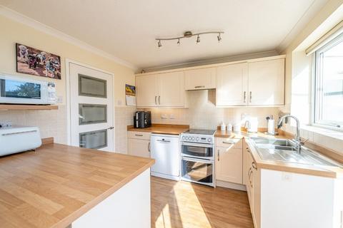 4 bedroom detached house for sale, Thompson Close, Willenhall