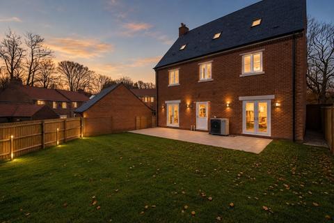 undefined, Hoe Lane, North Baddesley, Southampton