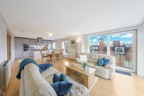 2 bedroom flat for sale, Dunlop Street, Glasgow, G1 4ET