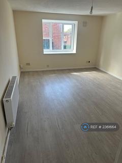 2 bedroom maisonette to rent, Probyn Close, Northampton, NN3