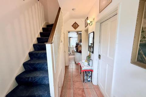 3 bedroom terraced house for sale, Ducane Road, East Acton, London, W12 0BJ