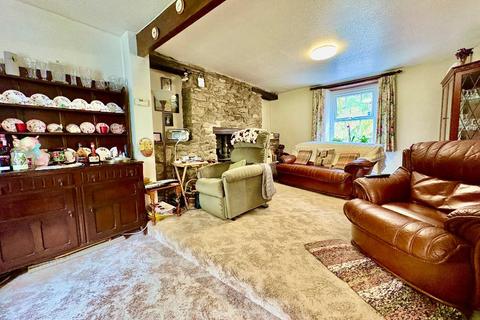 3 bedroom property with land for sale, Cynwyl Road, Cynwyl Elfed, SA33 6AR