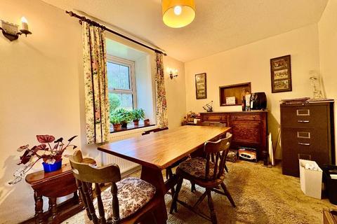 3 bedroom property with land for sale, Cynwyl Road, Cynwyl Elfed, SA33 6AR