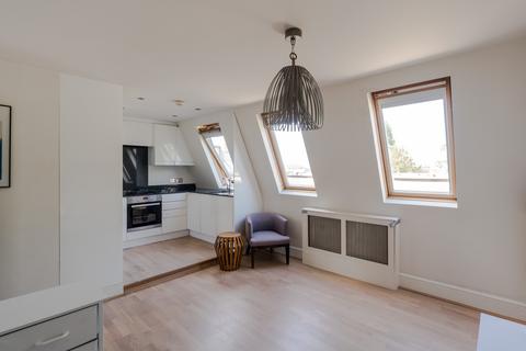 1 bedroom flat for sale, St. Lukes Road, Notting Hill, London