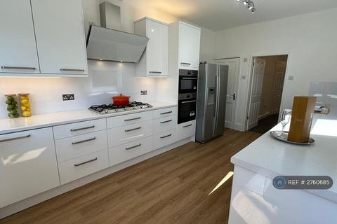 3 bedroom terraced house to rent, Berkeley Road North, Coventry, CV5