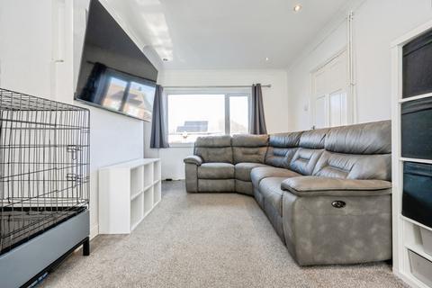 2 bedroom terraced house for sale, Allen Road, Rushden, Northamptonshire, NN10
