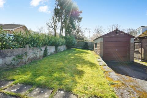 2 bedroom bungalow for sale, Hamilton Drive, Swadlincote, Derbyshire, DE11