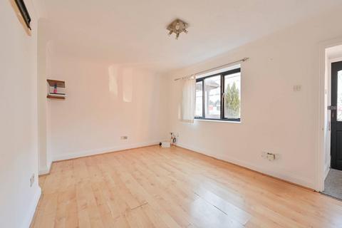 1 bedroom flat for sale, Mussenden Court, Watford, WD24