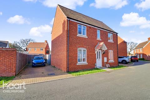 3 bedroom detached house for sale, Clover Drive, Chelmsford