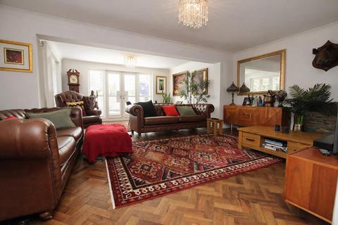 4 bedroom detached house for sale, Scotter Square, Bishopstoke, Eastleigh