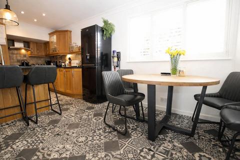 4 bedroom detached house for sale, Scotter Square, Bishopstoke, Eastleigh