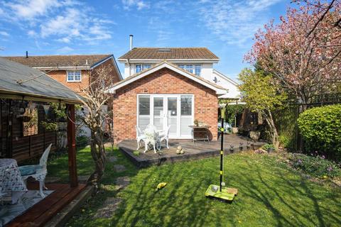 4 bedroom detached house for sale, Scotter Square, Bishopstoke, Eastleigh