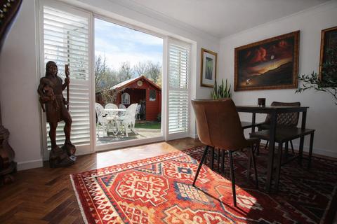 4 bedroom detached house for sale, Scotter Square, Bishopstoke, Eastleigh