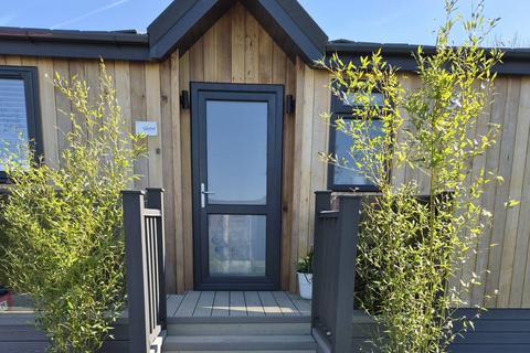 2 bedroom lodge for sale, Settle Lane Paythorne