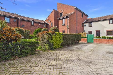 1 bedroom apartment for sale, Trinity Court, Fish Street, Hull, HU1 2NB
