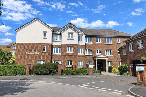 1 bedroom flat for sale, Culverley Road, London, SE6