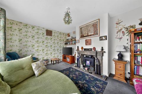 3 bedroom detached house for sale, Willow Crescent, Ellesmere.