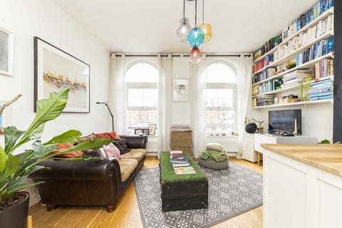 1 bedroom flat for sale, The Oval, London E2
