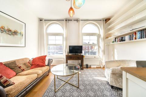 1 bedroom flat for sale, The Oval, London E2