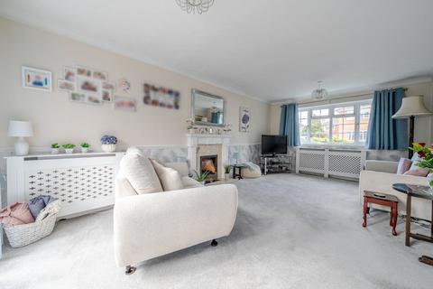 4 bedroom detached house for sale, The Paddock, Fareham PO14