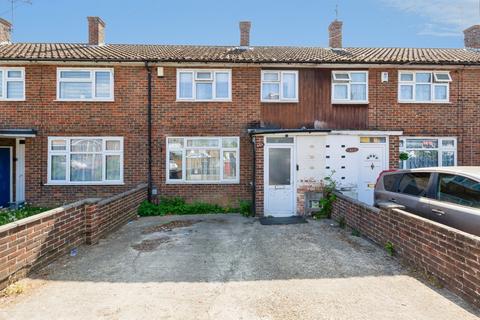 Trelawney Avenue, SLOUGH
