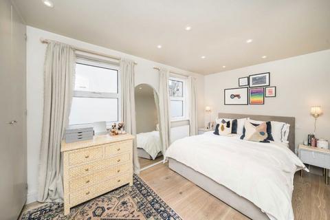 3 bedroom house for sale, Abberley Mews, London SW4