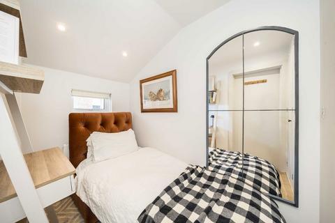 3 bedroom house for sale, Abberley Mews, London SW4