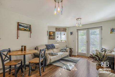 New Mossford Way, Barkingside, IG6