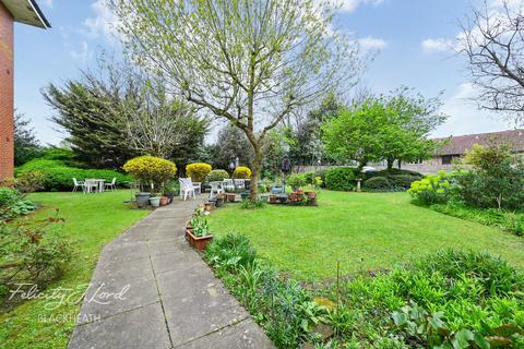 1 bedroom apartment for sale, Bramhope Lane, Charlton