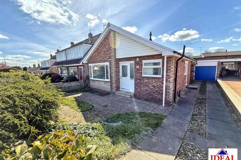 2 bedroom detached bungalow for sale, Leyburn Road, Skellow, Doncaster