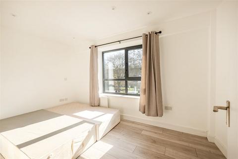 1 bedroom apartment to rent, 28-32 Desborough Street, High Wycombe HP11