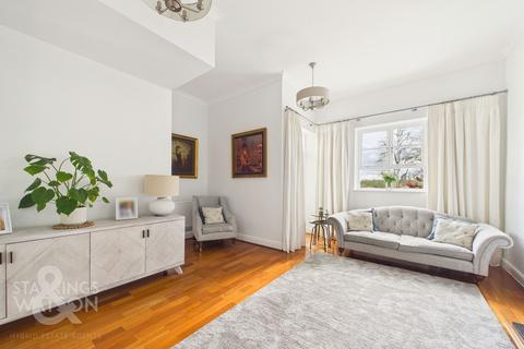 2 bedroom townhouse for sale, East Wing, St. Andrews Park, Norwich