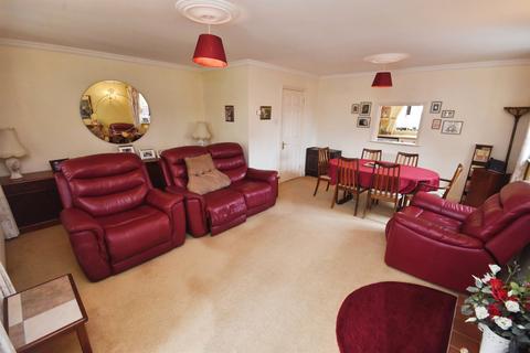 3 bedroom detached bungalow for sale, School View, Clare Road, BRAINTREE
