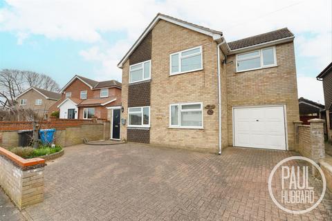 4 bedroom detached house for sale, Sunningdale Avenue, Pakefield, Suffolk