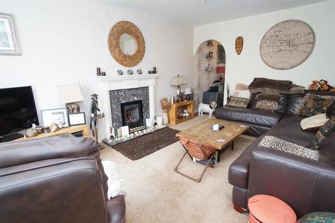 3 bedroom semi-detached house for sale, Cheltenham Road, Wrose, Bradford