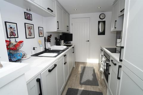 3 bedroom semi-detached house for sale, Cheltenham Road, Wrose, Bradford