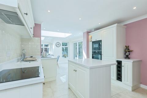 4 bedroom detached house for sale, Coltsfoot Road, Hamilton, Leicester