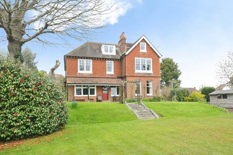 7 bedroom detached house for sale, Bellhurst Road, Robertsbridge, East Sussex, TN32