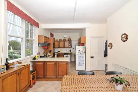 7 bedroom detached house for sale, Bellhurst Road, Robertsbridge, East Sussex, TN32