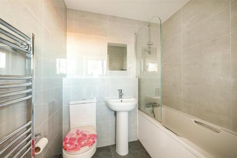 2 bedroom apartment to rent, 28-32 Desborough Street, High Wycombe HP11