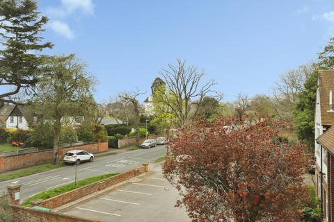 2 bedroom apartment for sale, Moorend Park Road, Cheltenham, Gloucestershire