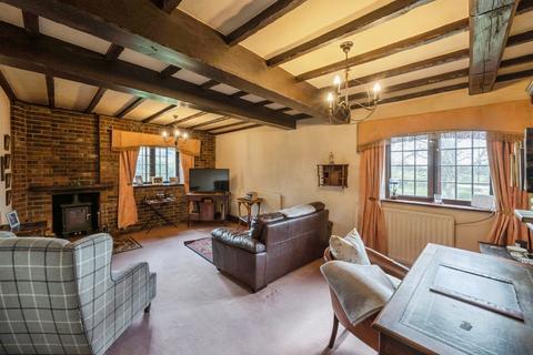 3 bedroom character property for sale, Lidget Lane, Hickleton, Doncaster